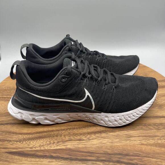 Nike React Infinity Run Flyknit 2 Shoes Mens 9 Black Running Comfort Walking Gym - Picture 1 of 8